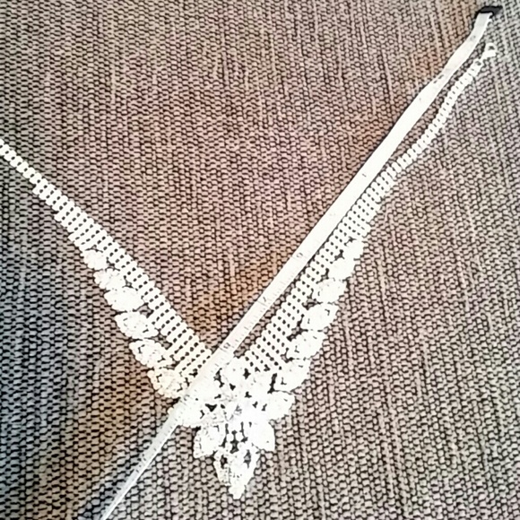 Costumed Diamond Necklace & Earring Set - Picture 7 of 8